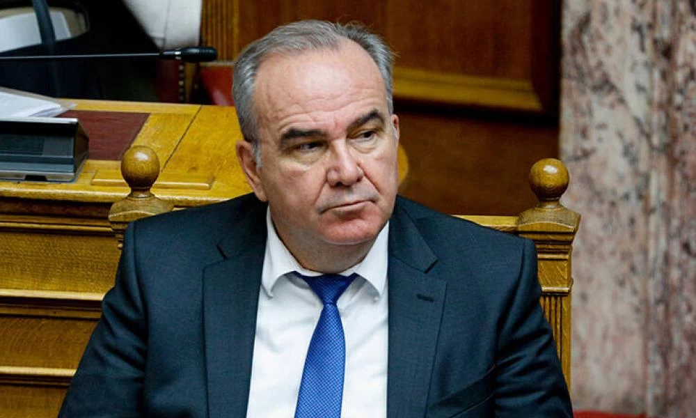 Νίκος Παπαθανάσης: Είναι σκληρό να χάνουμε ζωές επειδή δεν εμβολιάστηκαν